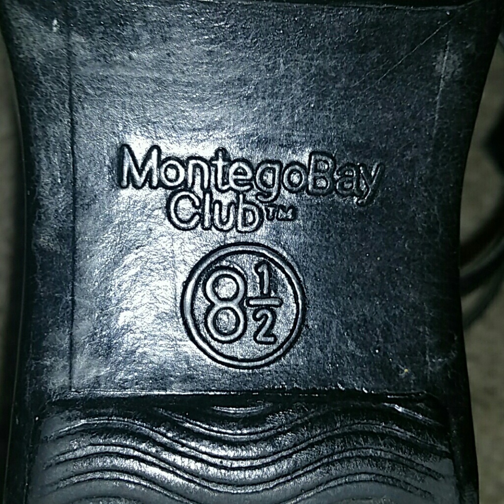 Sandals - Picture 2 of 3